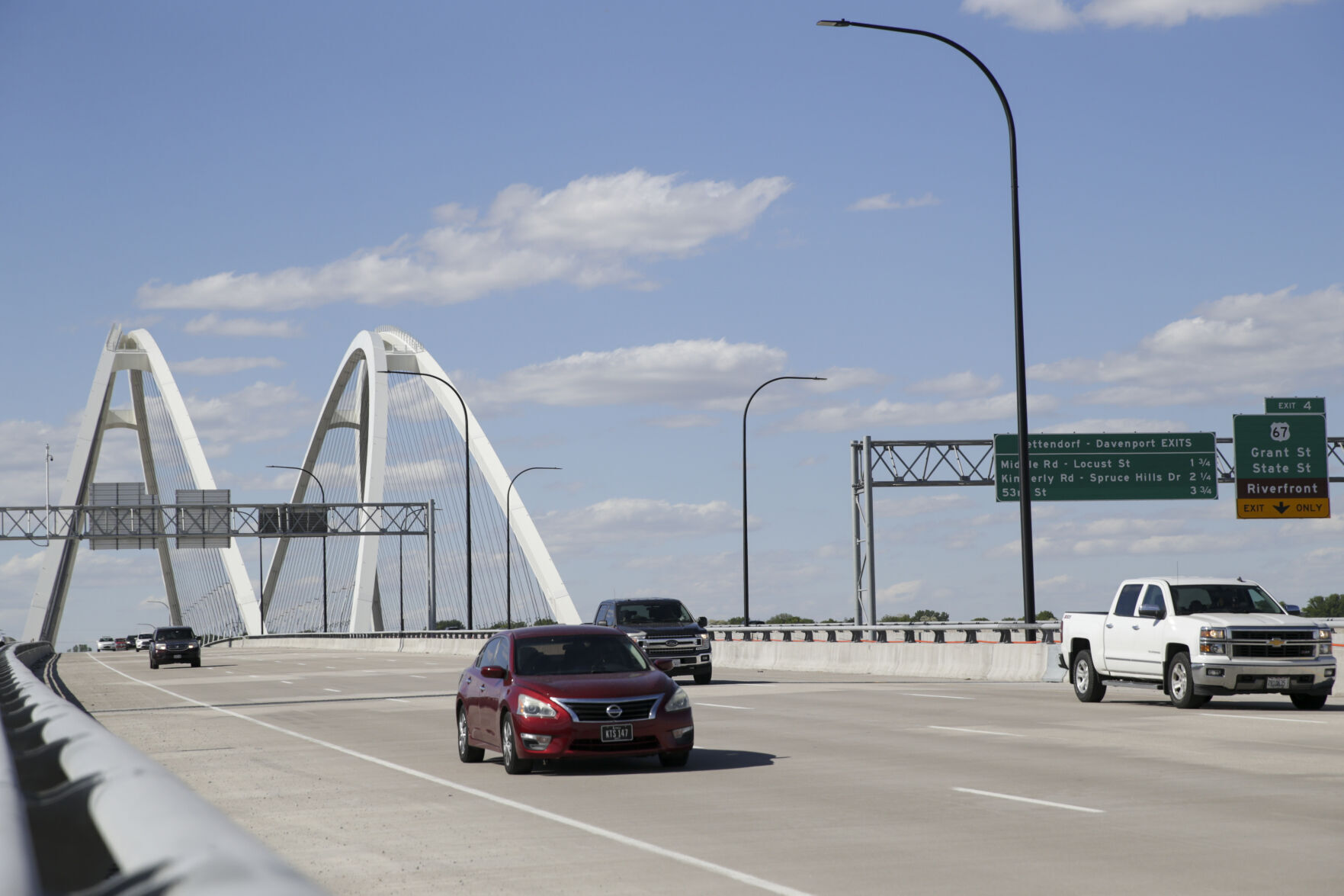 052222-qc-nws-bridge-03.jpg